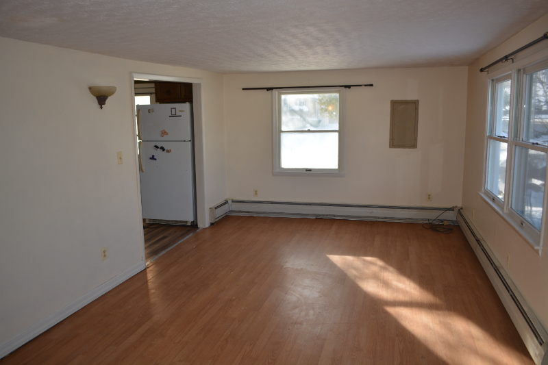 6758 Benton Rd - Photo 2 of 14