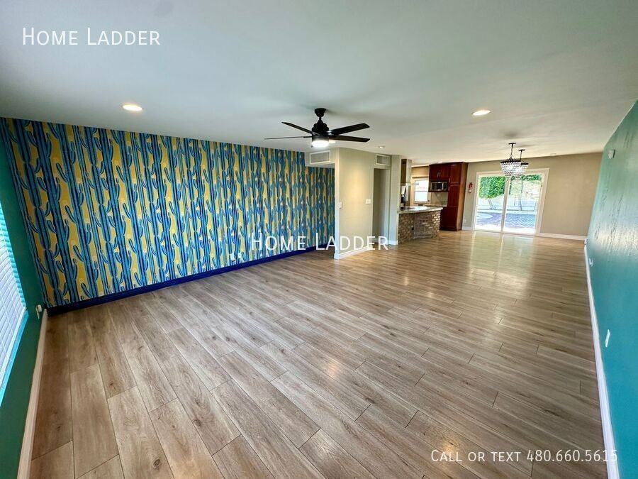 8323 E Sells Dr - Photo 2 of 23