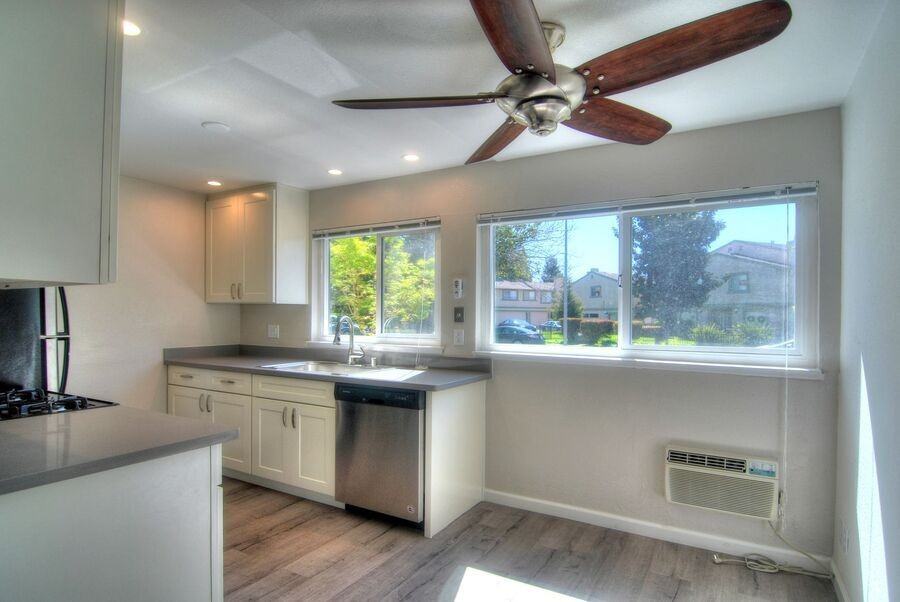 300 Franciscan Court #12 - Photo 4 of 12