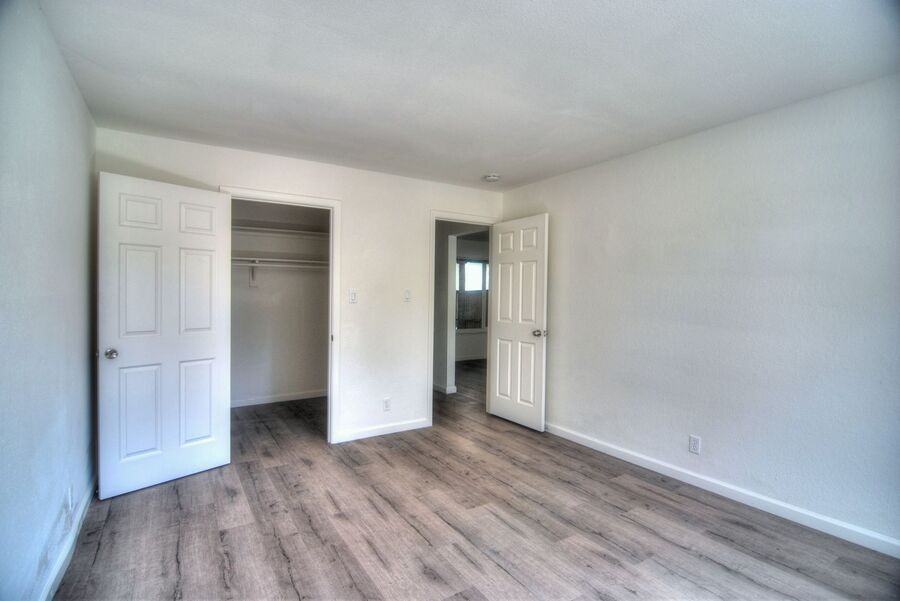 300 Franciscan Court #12 - Photo 7 of 12