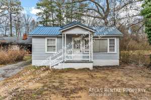 featured image of 2207 Indiana Avenue