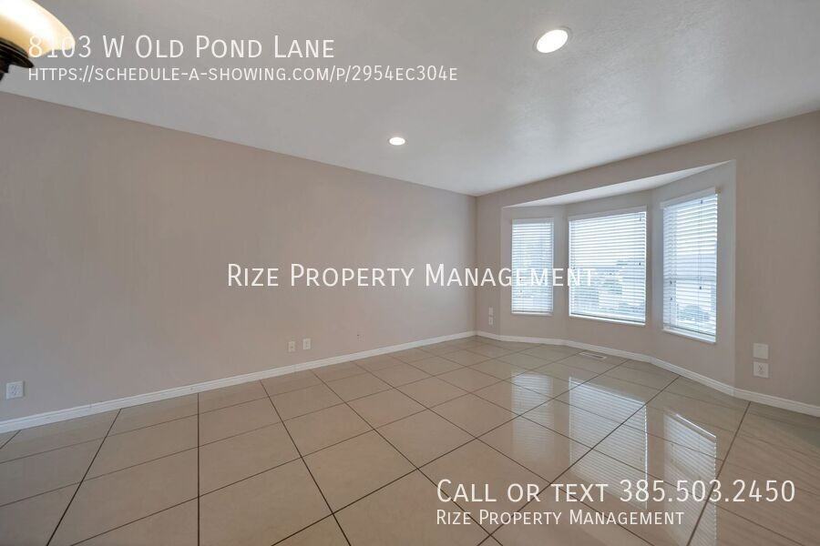 8103 West Old Pond Lane - Photo 6 of 12