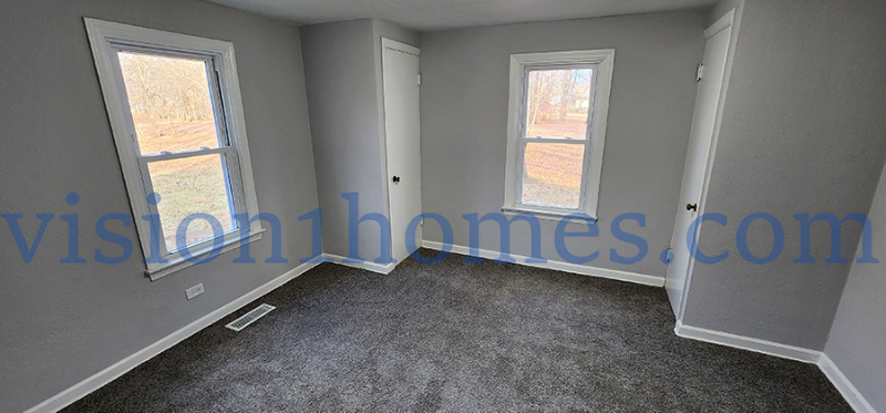 1018 Sherman Ave - Photo 3 of 17