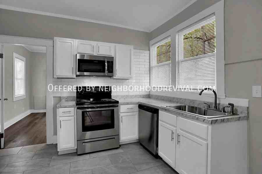 795 Brower St #B - Photo 7 of 27