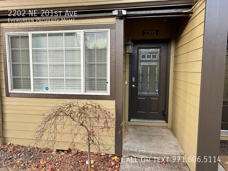 2202 Northeast 201st Avenue - Photo 2 of 34