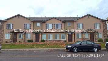 featured image of 1177 N Northfield Rd #28