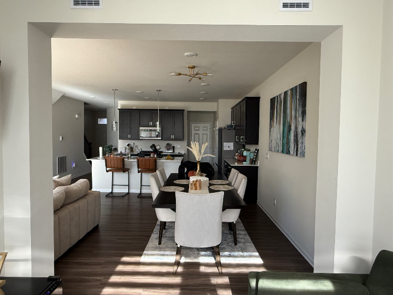 421 Addison Cir - Photo 7 of 13