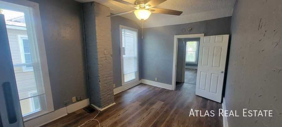 224 Spruce St #2 - Photo 7 of 12