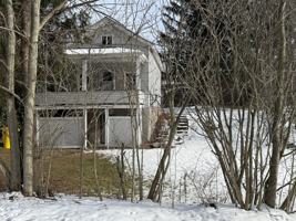 featured image of 157 South Laurel Street