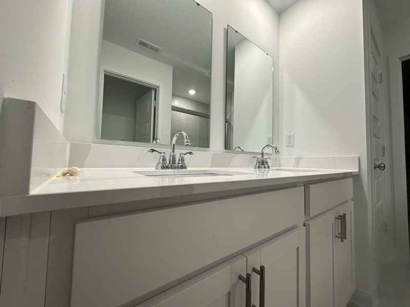 15458 Alperton Rd - Photo 2 of 20