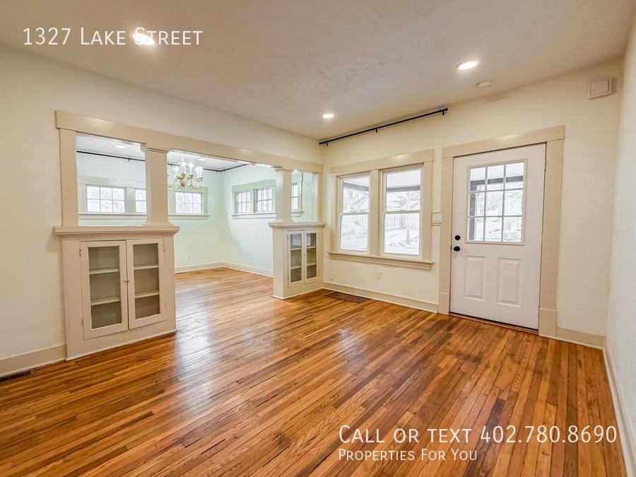 1327 Lake St - Photo 6 of 39