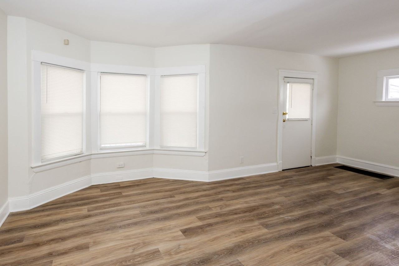 3971 E 71st St - Photo 2 of 19