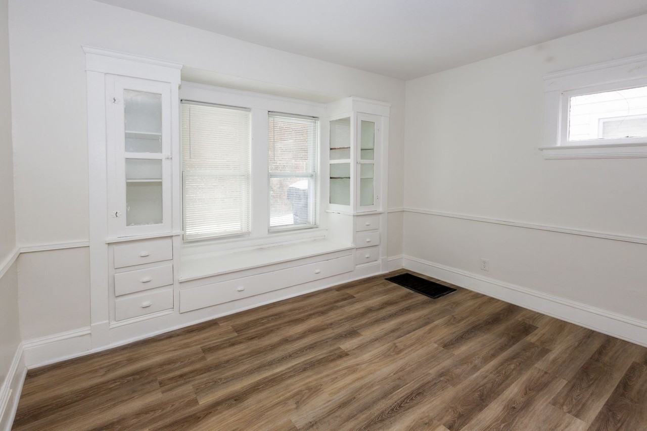 3971 E 71st St - Photo 3 of 19