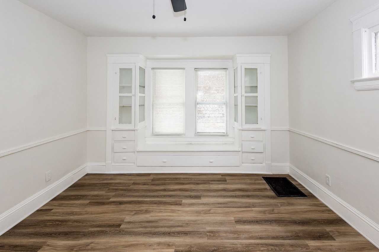 3971 E 71st St - Photo 4 of 19