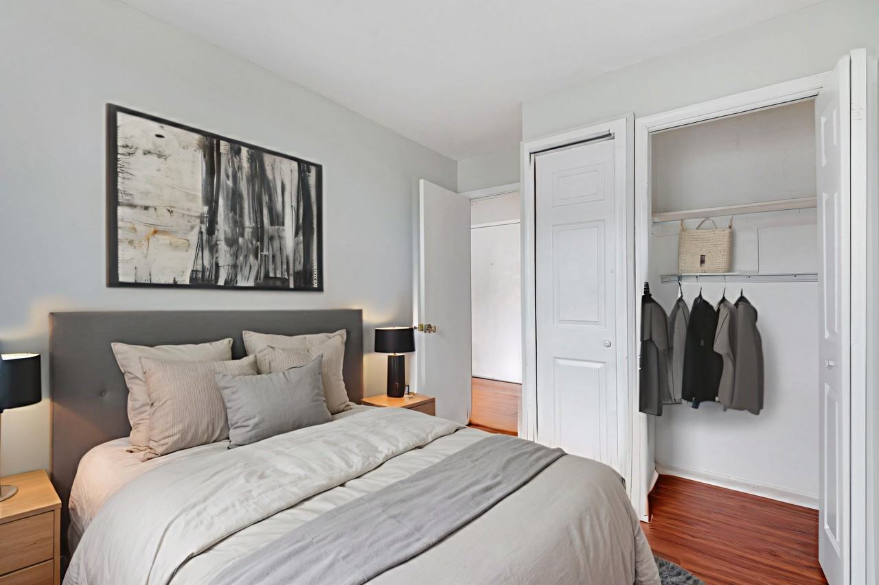 1420 Harvard St Nw #406 - Photo 5 of 12