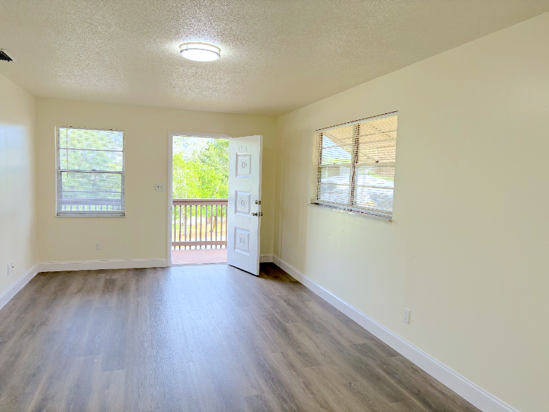 1334 Lake Bonny Drive West #1334 - Photo 3 of 16