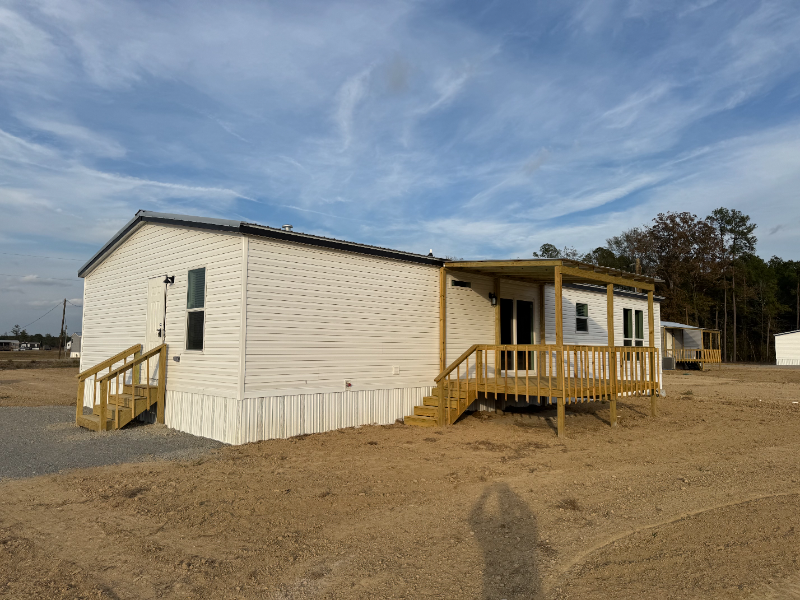 412 Patriot Lane - Photo 3 of 18