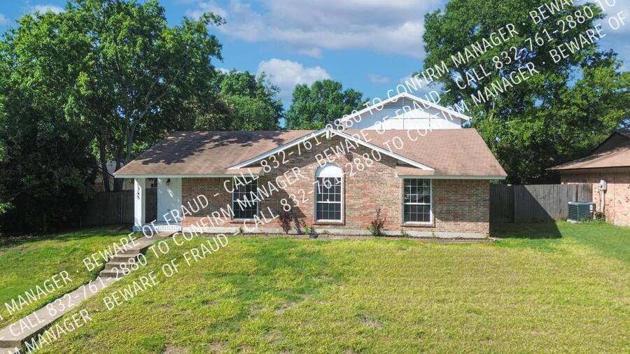 1745 Crystal Way - Photo 5 of 28