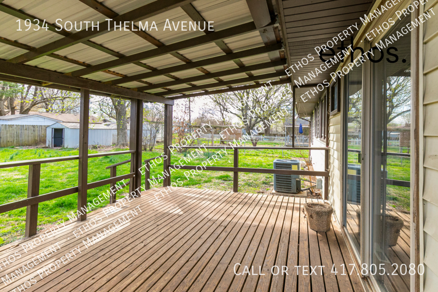 1934 South Thelma Avenue - Photo 7 of 26