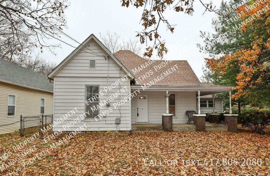 1206 North Prospect Avenue