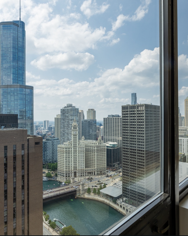 211 West Upper Wacker Drive - Photo 7 of 12