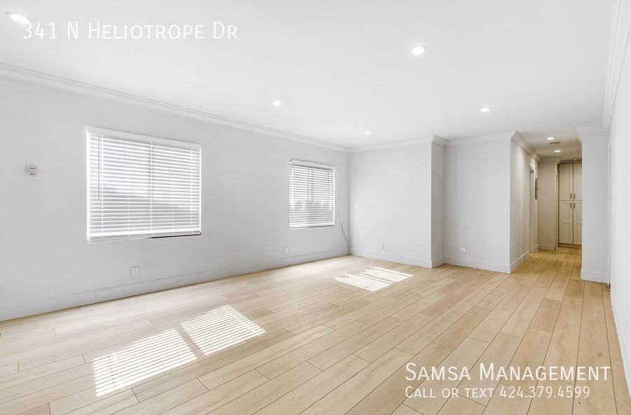 341 North Heliotrope Drive - Photo 6 of 12