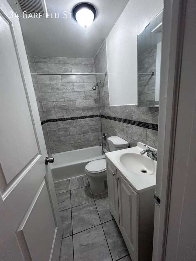 34 Garfield Street - Photo 2 of 6