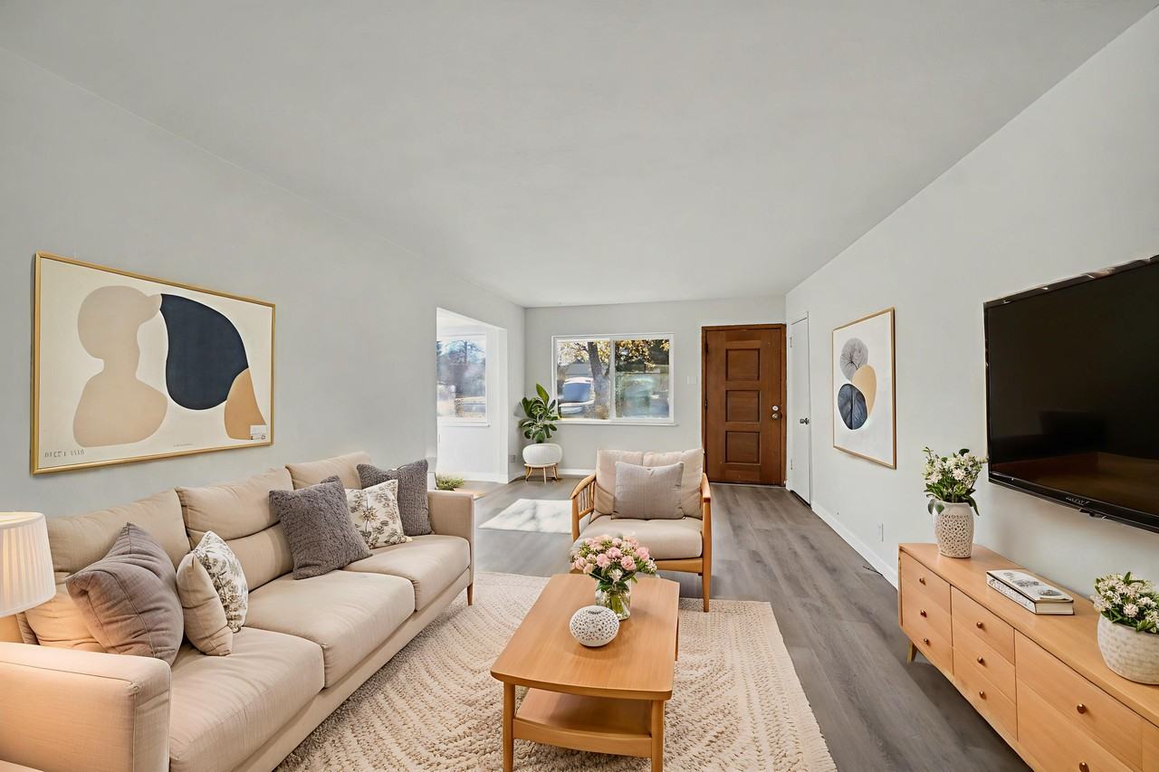 5055 E Dartmouth Ave - Photo 4 of 17