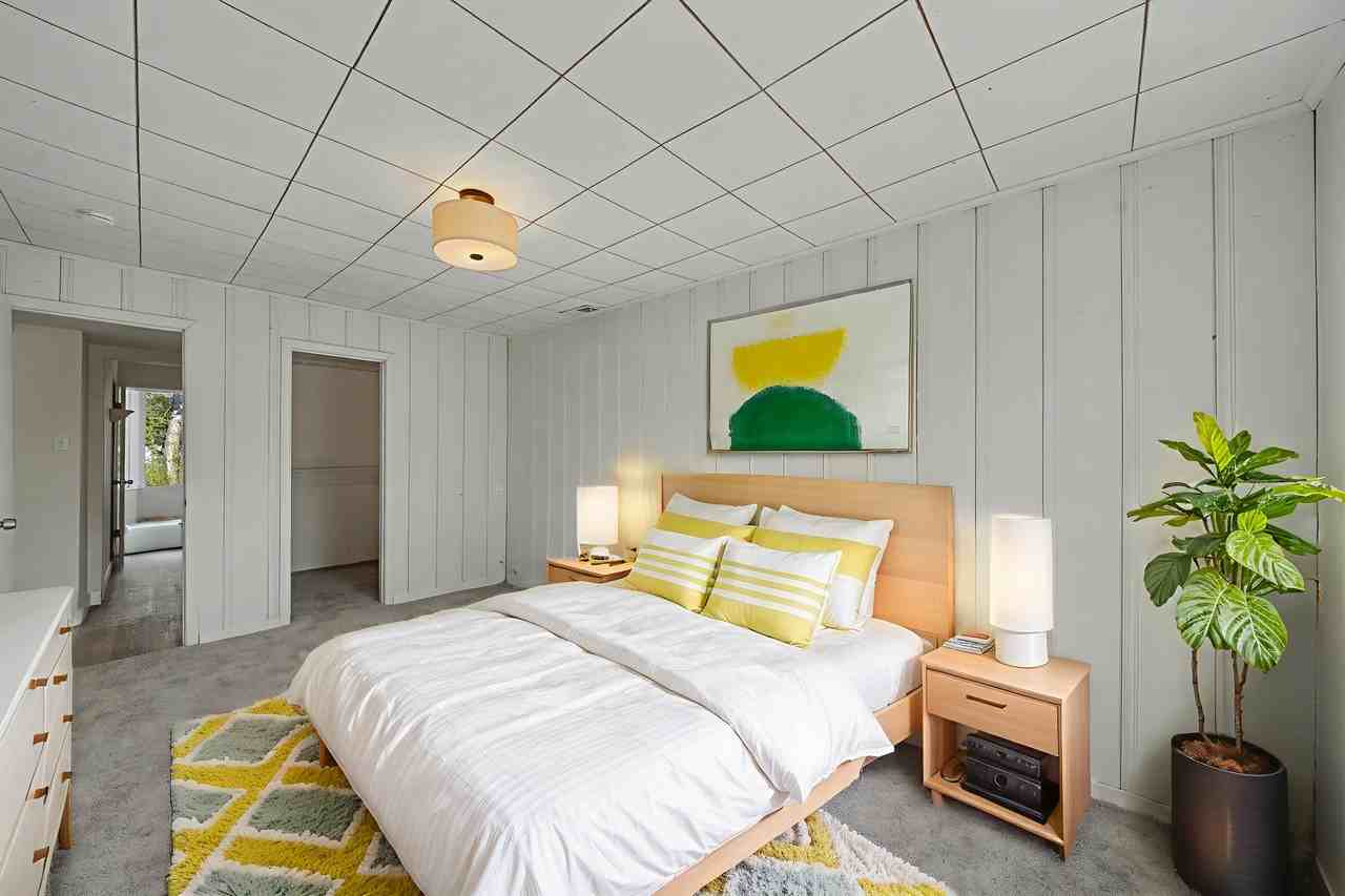 5055 E Dartmouth Ave - Photo 7 of 17