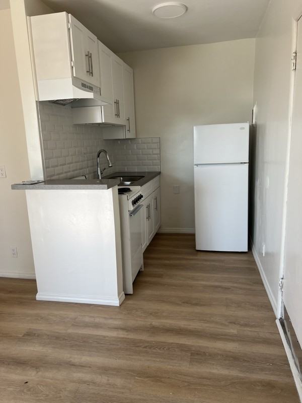 6214 Hollymont Drive - Photo 3 of 14