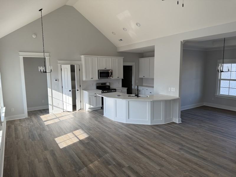 3030 Fincher Dr - Photo 3 of 10