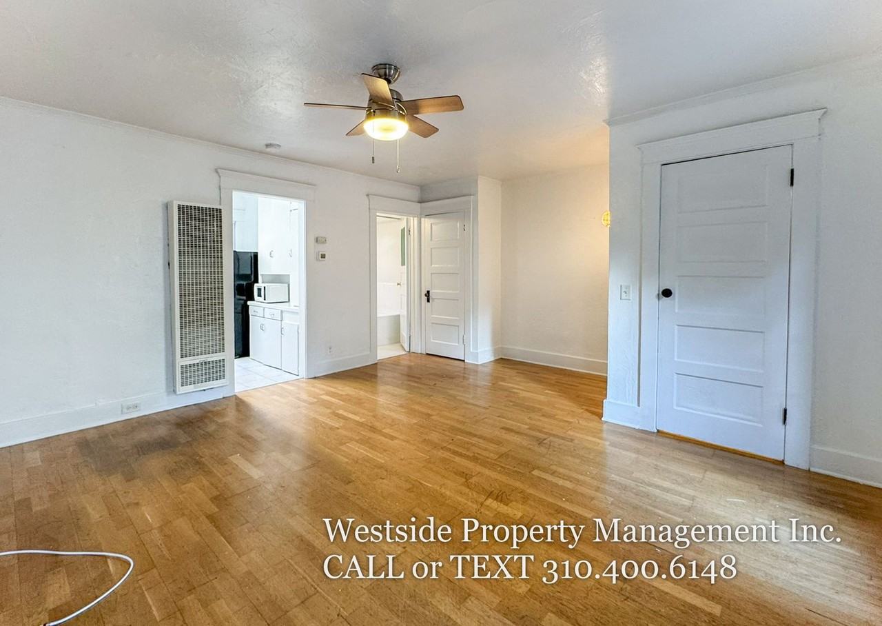 1520 Andalusia Avenue #6 - Photo 2 of 10