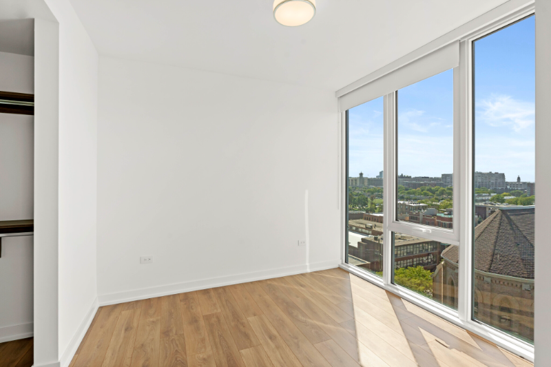 103 West Hill Street - Photo 3 of 20