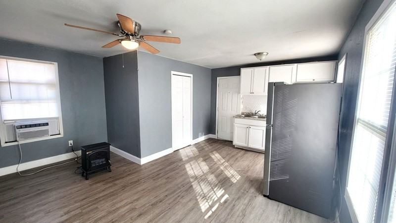 1057 Binkley St - Photo 6 of 8