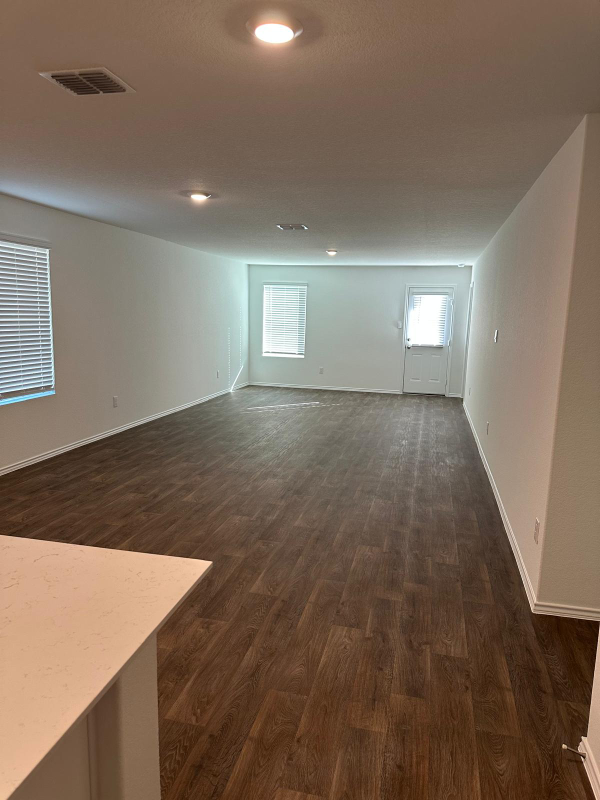 5032 Mark - Photo 4 of 20