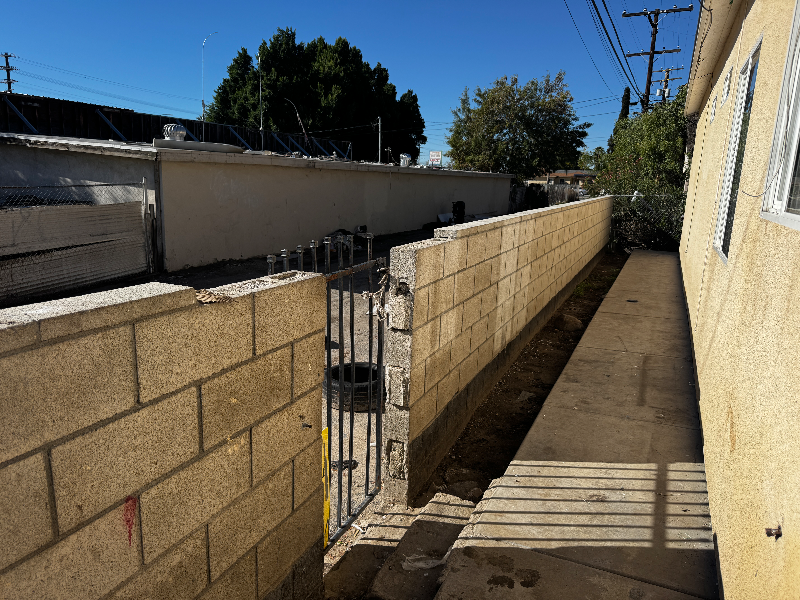 1239 North Roxbury Drive #ADU2 - Photo 5 of 6