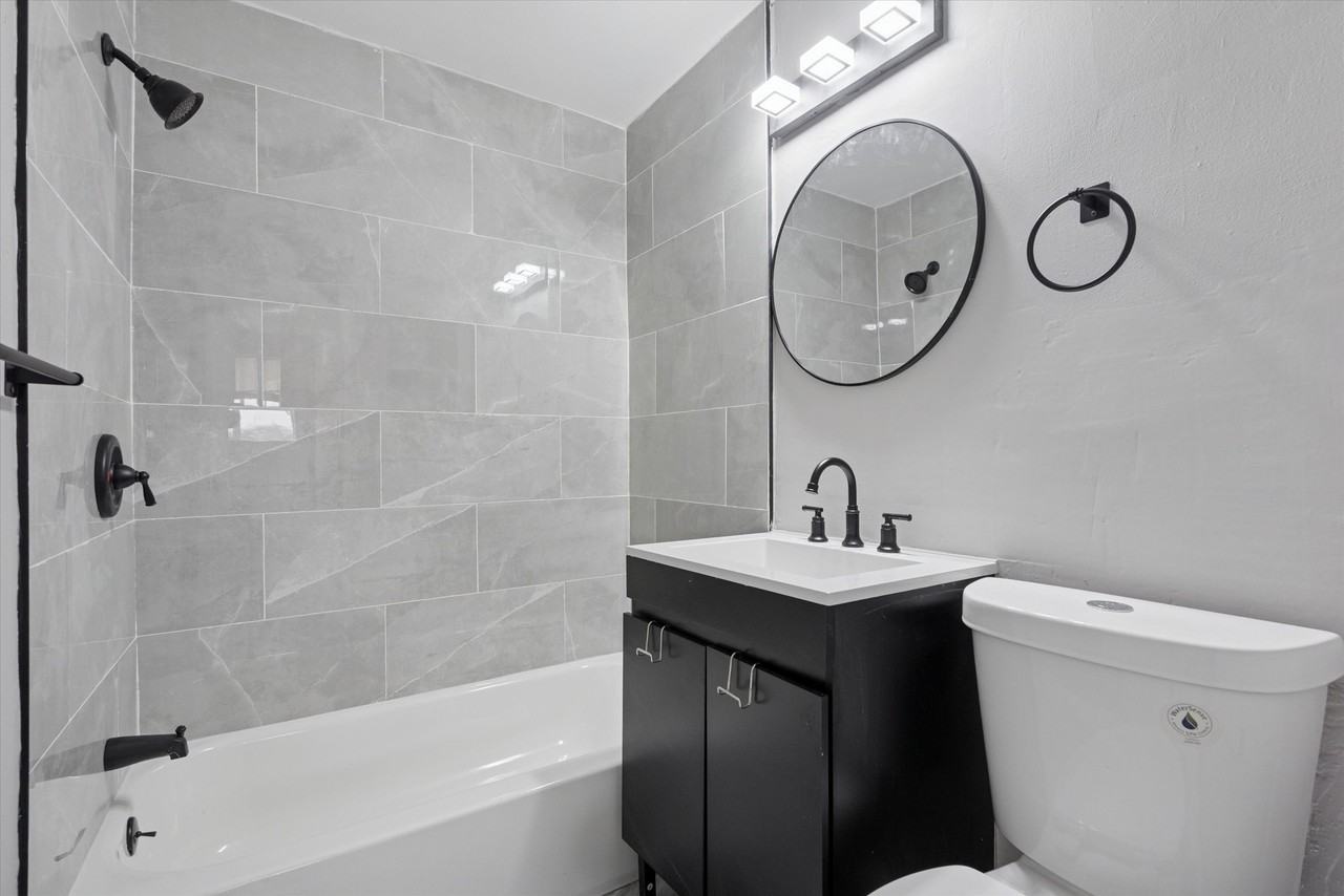 7108 Oxford Ave #22 - Photo 5 of 8