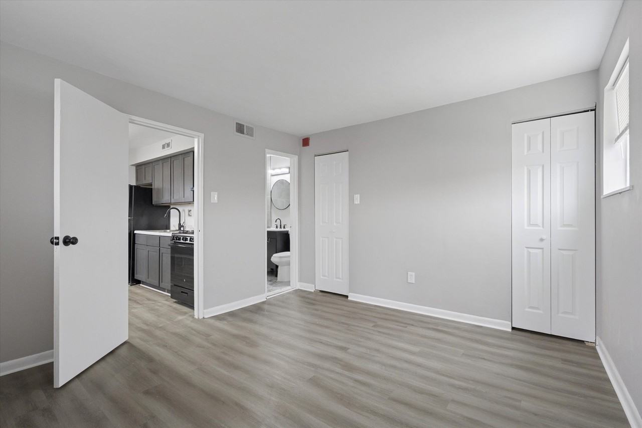 7108 Oxford Ave #22 - Photo 6 of 8