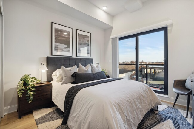 2701 East Tulip Street - Photo 3 of 12