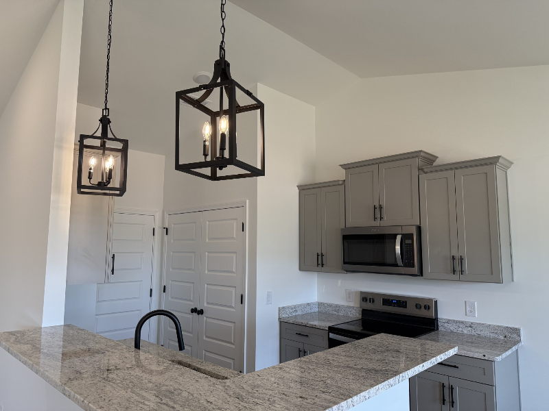 1065 Circle Drive - Photo 2 of 10