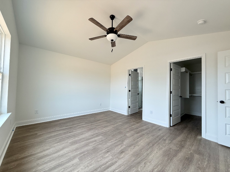 1065 Circle Drive - Photo 6 of 10