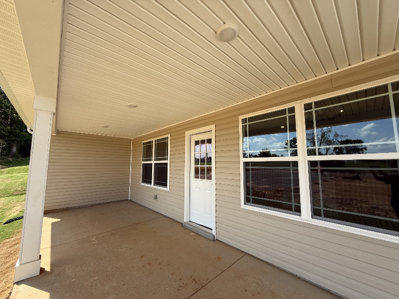 1065 Circle Drive - Photo 7 of 10