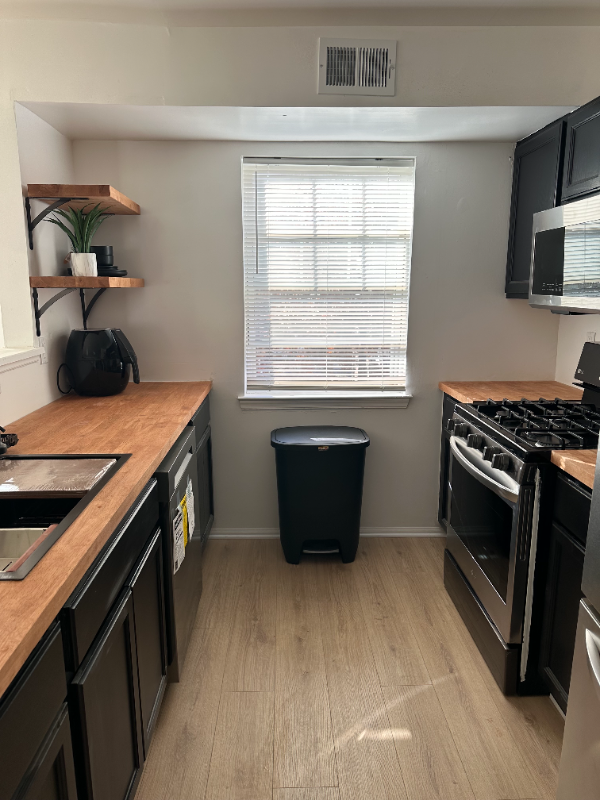 139000 Farnsworth Lane #4202 - Photo 2 of 8