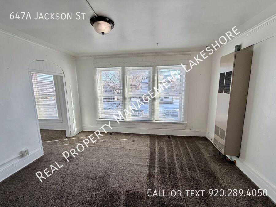 647A Jackson St - Photo 2 of 14