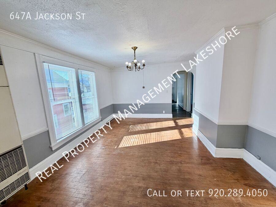 647A Jackson St - Photo 5 of 14