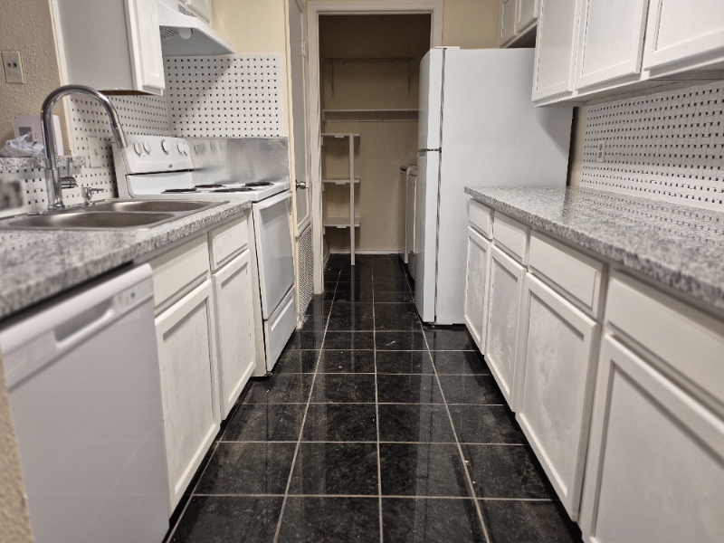 10847 Houston - Photo 4 of 9