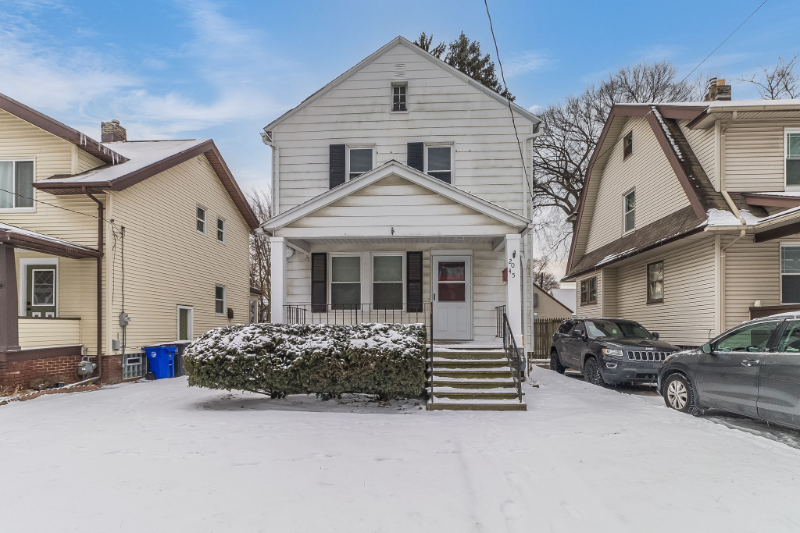 2045 Mansfield Road - Photo 2 of 8