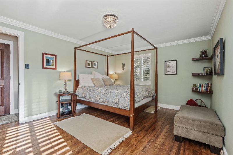 1545 South - Photo 2 of 20