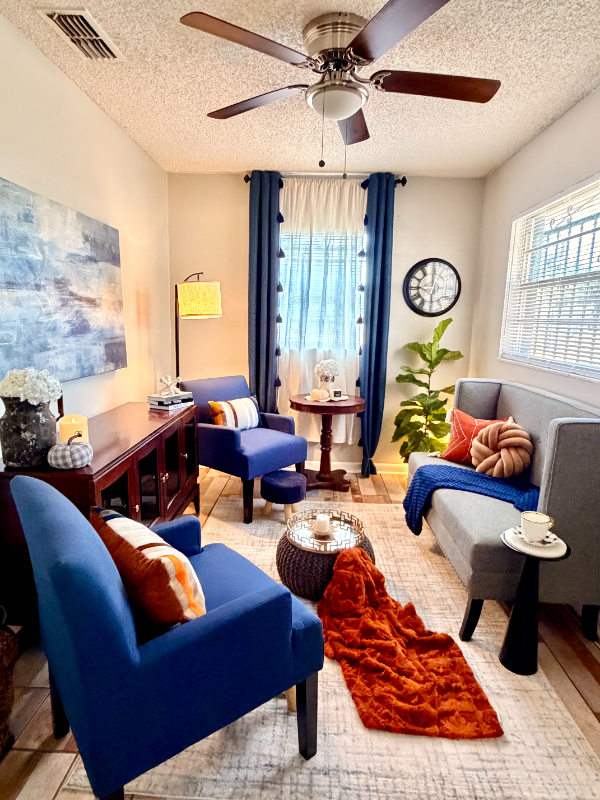 704 Lakeland - Photo 3 of 16