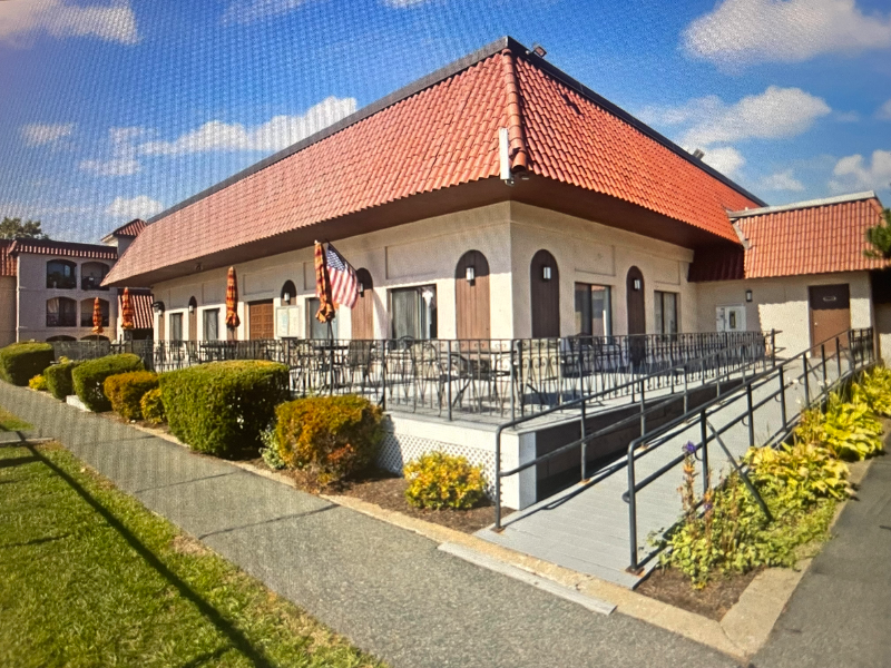 24 Madrid Sq #4 - Photo 6 of 8